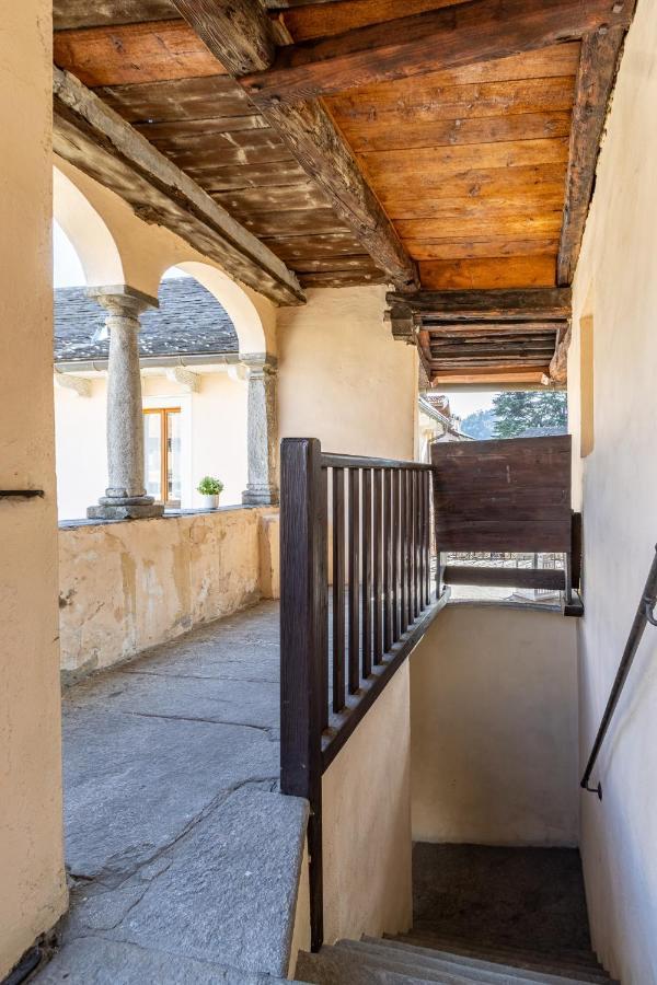 Stay5Vie: Incantevole Monolocale/Balcone/Borgo Domodossola Εξωτερικό φωτογραφία