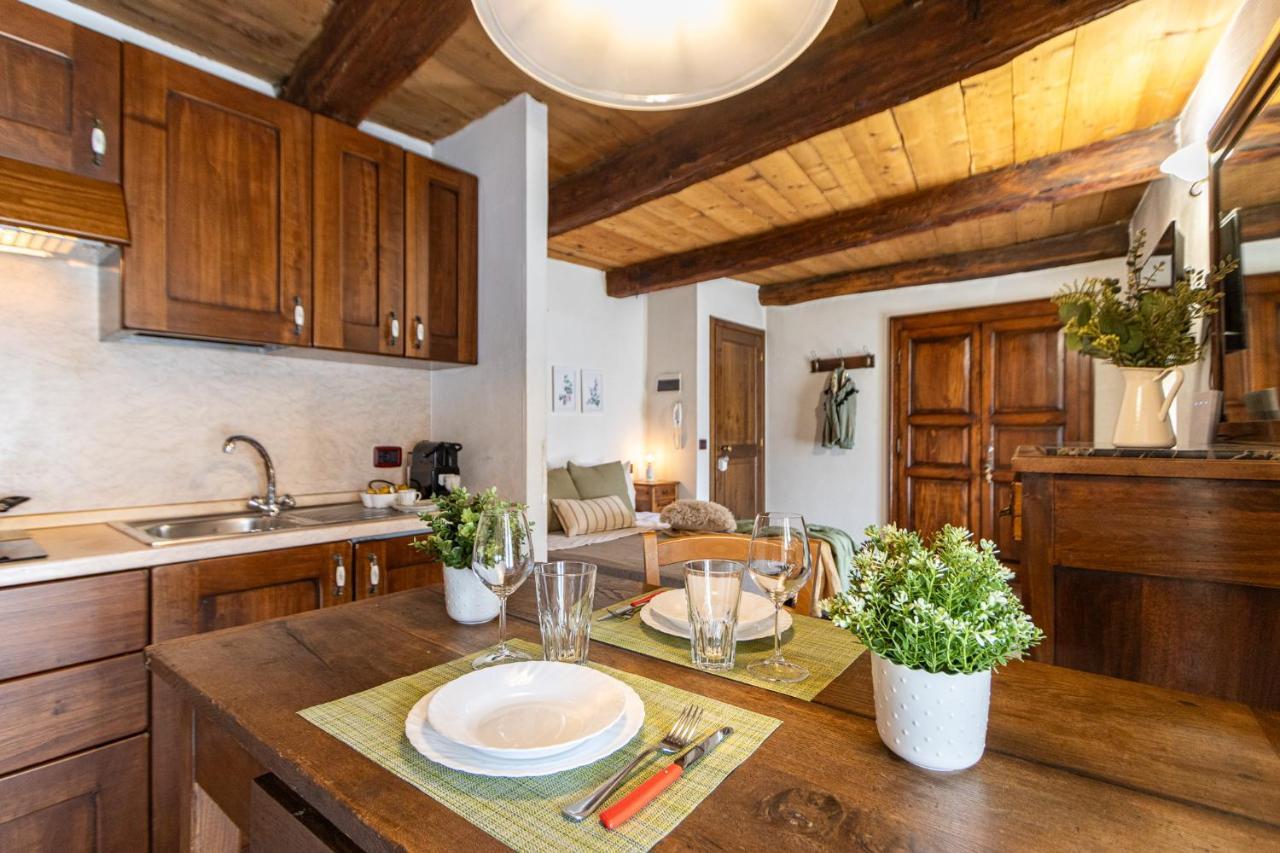Stay5Vie: Incantevole Monolocale/Balcone/Borgo Domodossola Εξωτερικό φωτογραφία